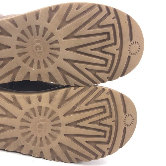 UGG Karlie Mini Sheespkin Winter Boots 7 - Picture 12 of 12
